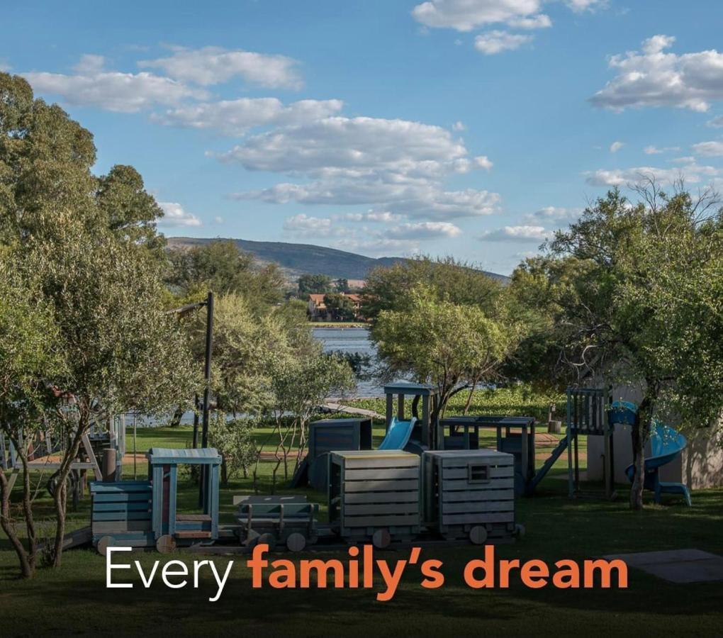 774Ways Holiday Home Hartbeespoort Exteriör bild